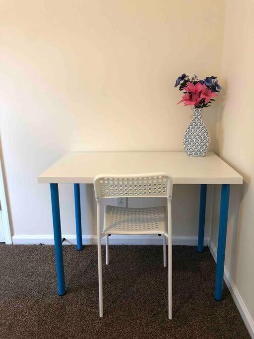 Welcomingtownhome - King Bed - Long Term Stays - Unc Chapel Hill Zewnętrze zdjęcie